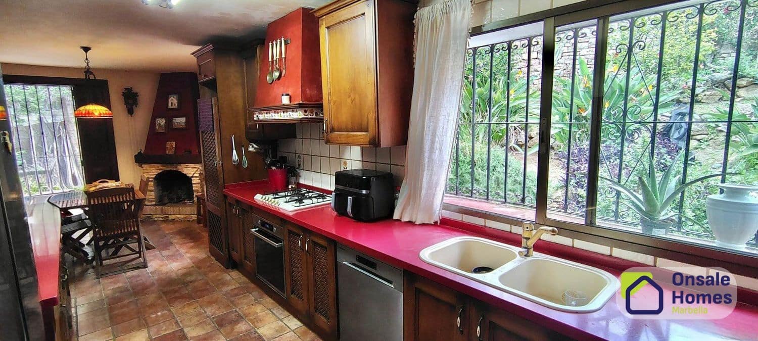 Chalet de 3 habitaciones en Río Real en venta con piscina garaje - 1.600.000 € (Ref: 9719434)