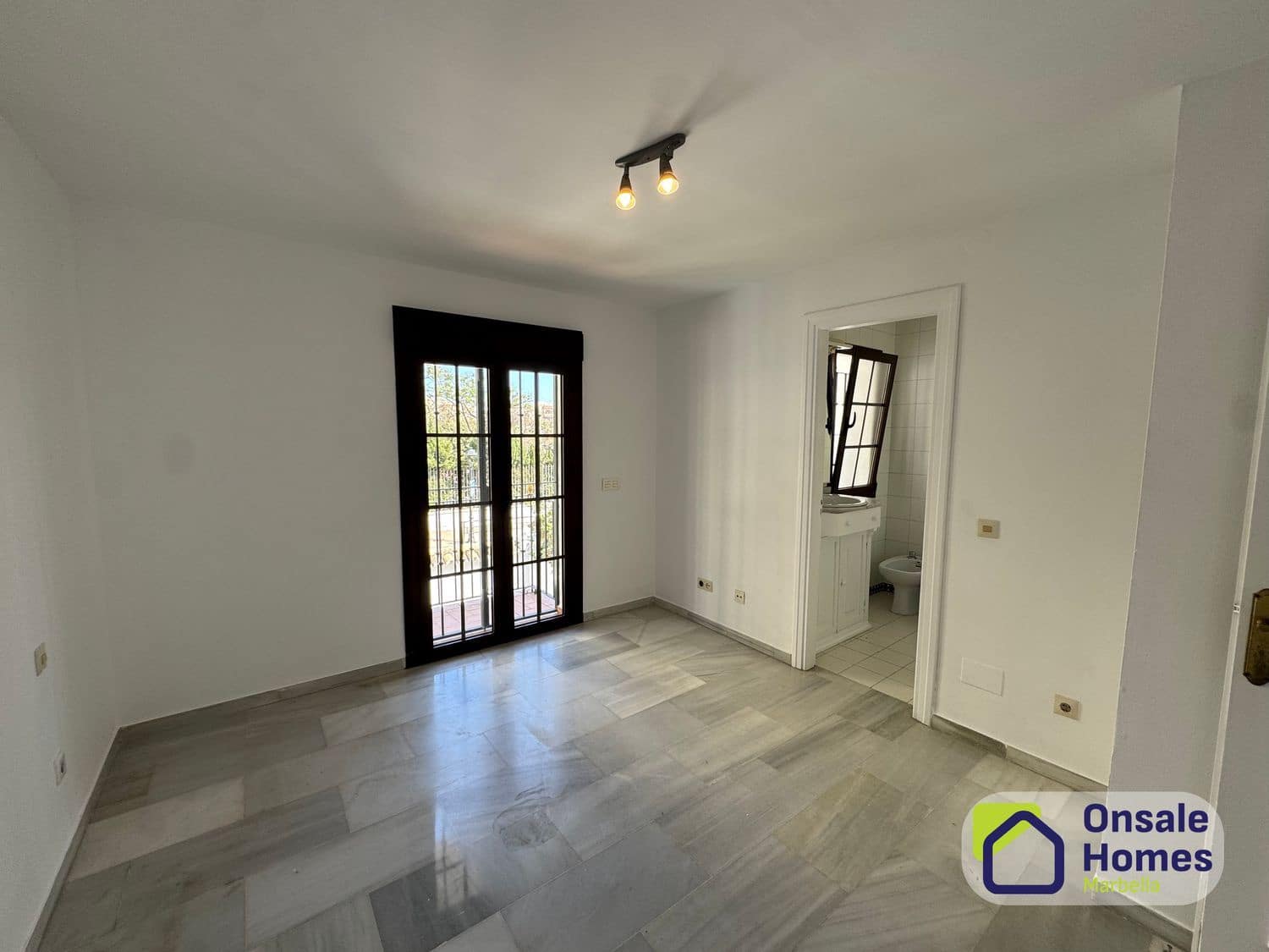 7 camera da letto Casa in vendita in Marbella con piscina garage - 990.000 € (Rif: 9721057)