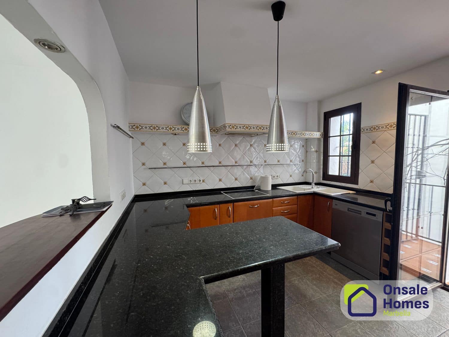 7 camera da letto Casa in vendita in Marbella con piscina garage - 990.000 € (Rif: 9721057)