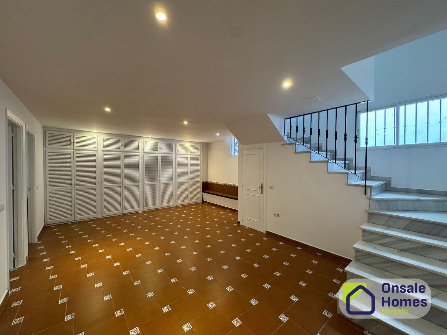 7 camera da letto Casa in vendita in Marbella con piscina garage - 990.000 € (Rif: 9721057)