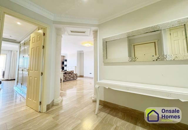 Apartamento de 3 habitaciones en Sierra Blanca, Marbella en venta con piscina garaje - 995.000 € (Ref: 9721058)