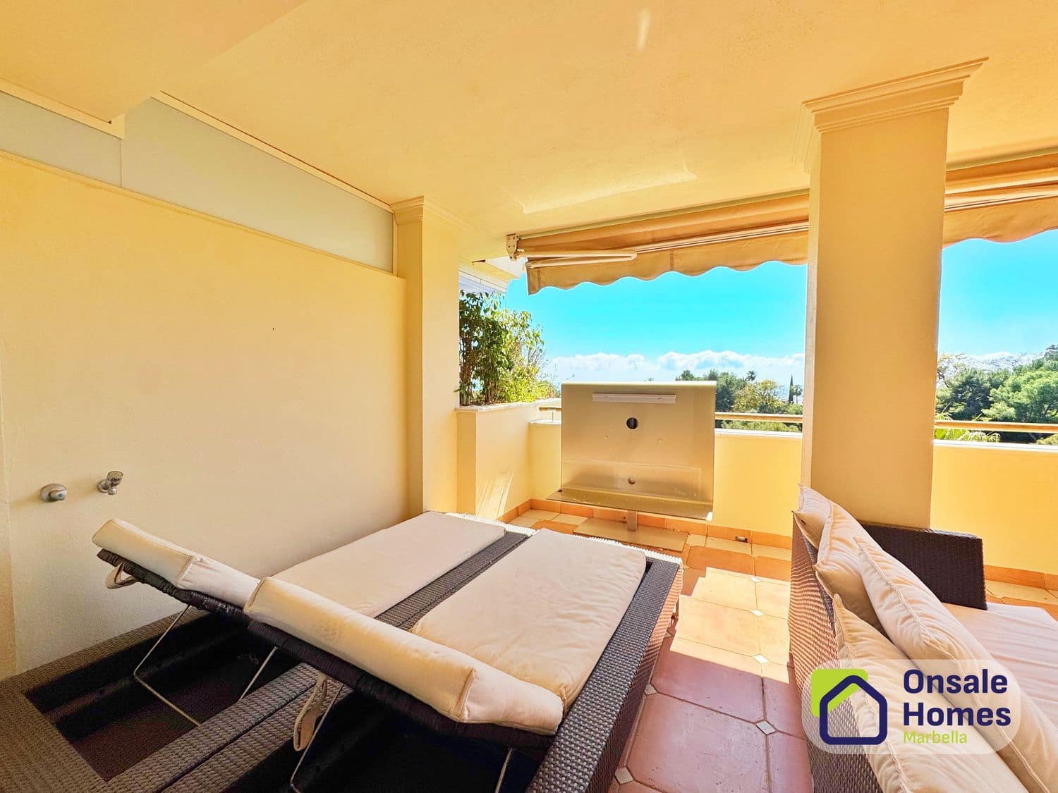 3 chambre Appartement à vendre à Golden Mile avec piscine garage - 995 000 € (Ref: 9721058)