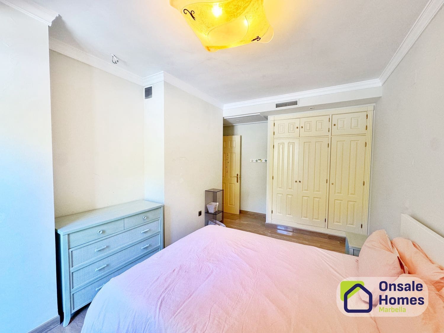 3 chambre Appartement à vendre à Golden Mile avec piscine garage - 995 000 € (Ref: 9721058)