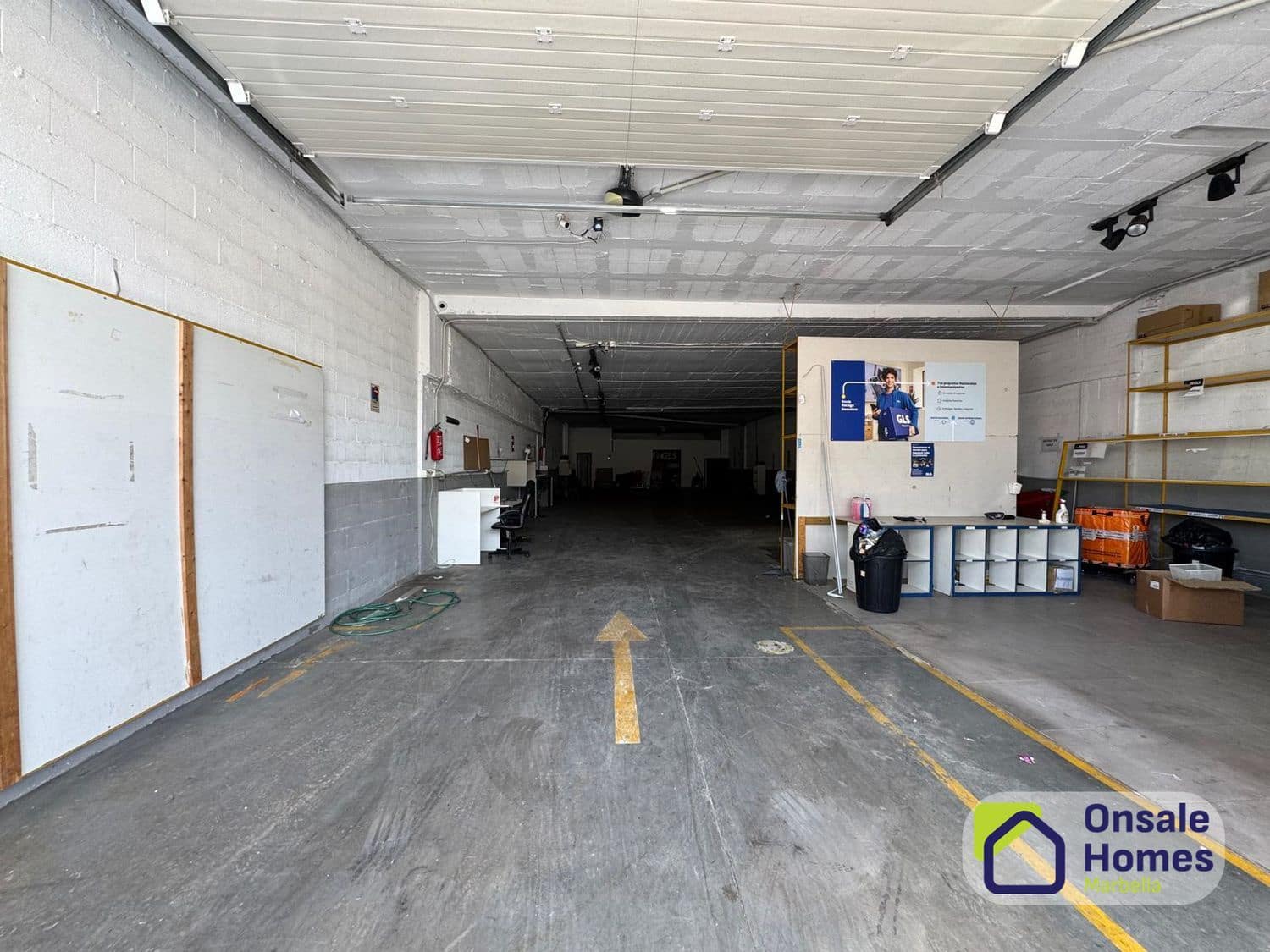 Komercyjne do wynajęcia w Marbella - 3 500 € (Ref: 9726300)