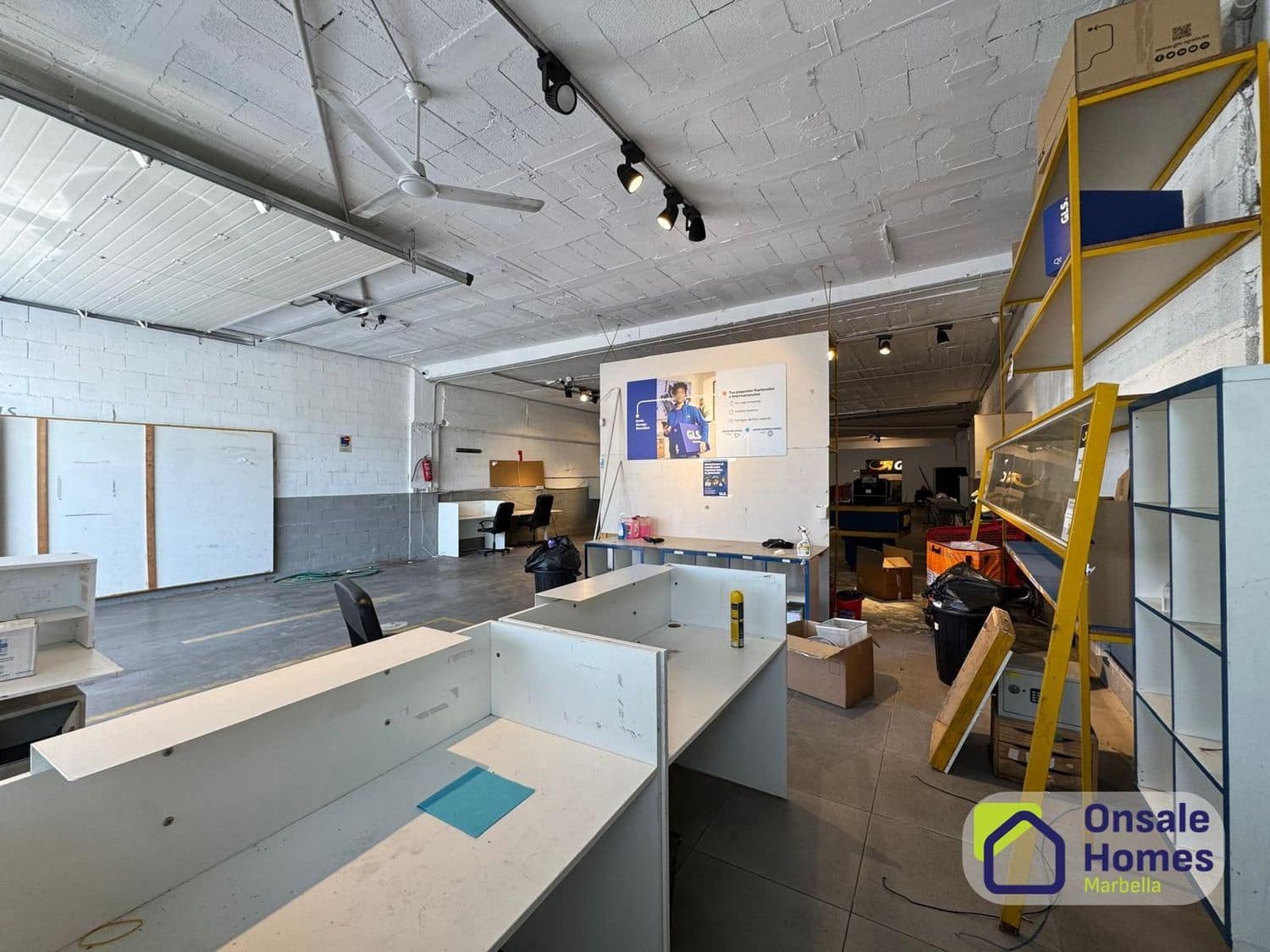 Komercyjne do wynajęcia w Marbella - 3 500 € (Ref: 9726300)