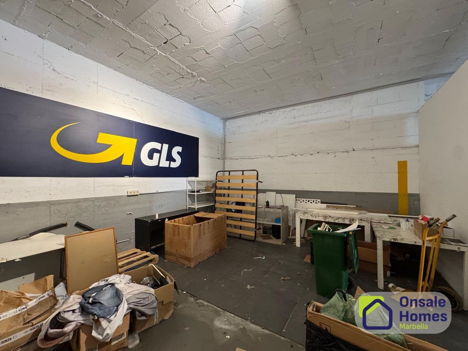 Komercyjne do wynajęcia w Marbella - 3 500 € (Ref: 9726300)