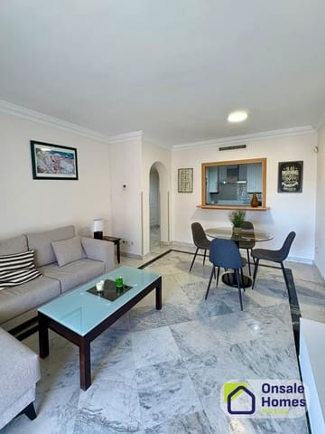 Apartamento de 2 habitaciones en Puerto Banus, Marbella en venta con piscina garaje - 645.000 € (Ref: 9726301)