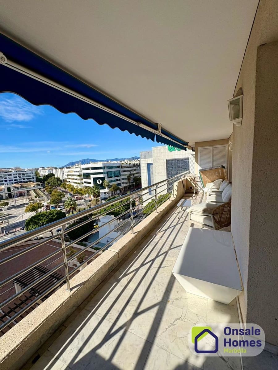 2 bedroom Apartment for sale in Puerto Banus with pool garage - € 645,000 (Ref: 9726301)