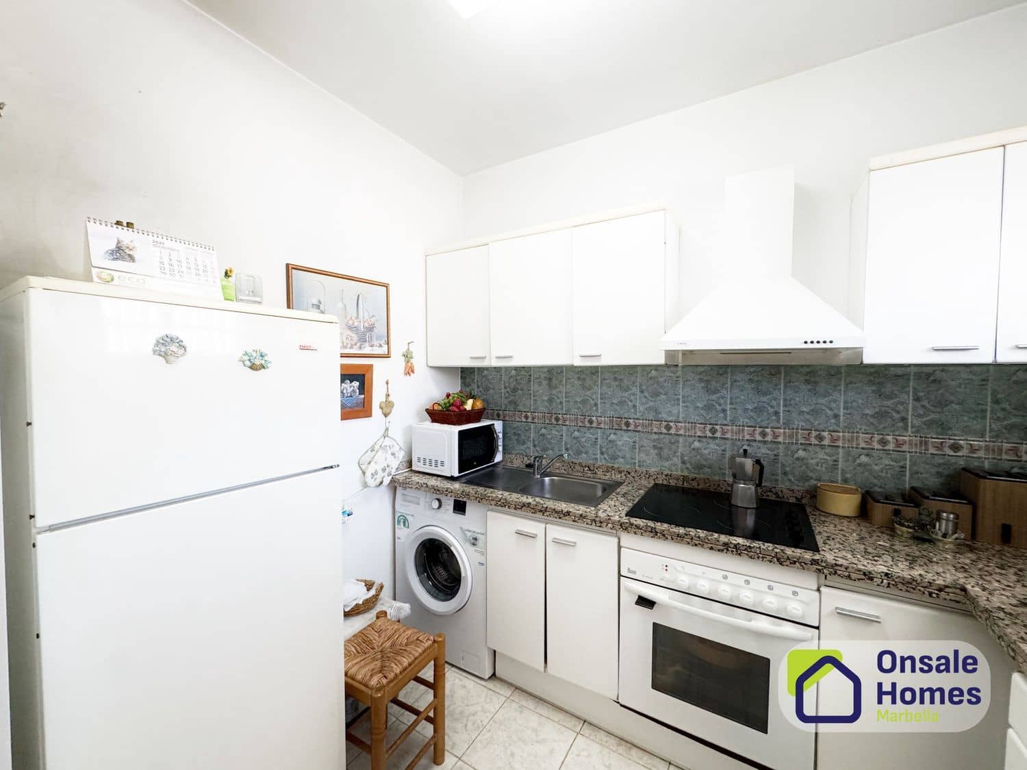 Apartamento de 2 habitaciones en Marbella en venta con piscina garaje - 425.000 € (Ref: 9735005)