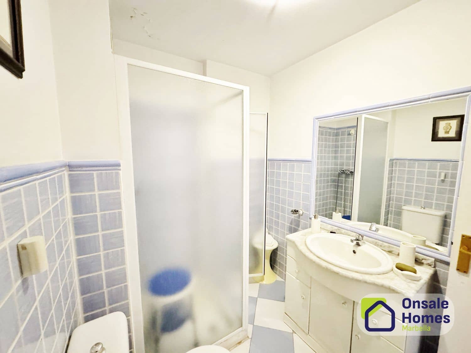 Apartamento de 2 habitaciones en Marbella en venta con piscina garaje - 425.000 € (Ref: 9735005)