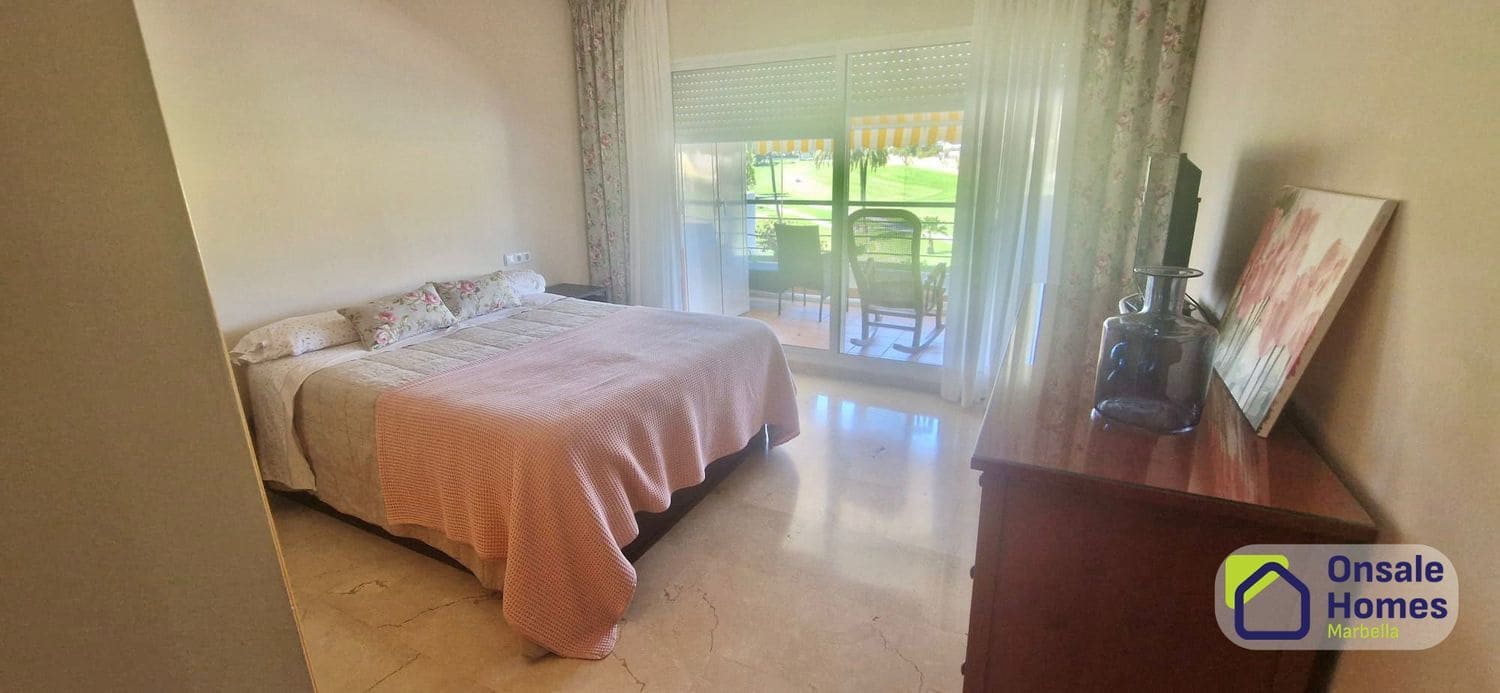 3 slaapkamer Appartement te koop in San Pedro de Alcantara met zwembad garage - € 577.500 (Ref: 9735006)