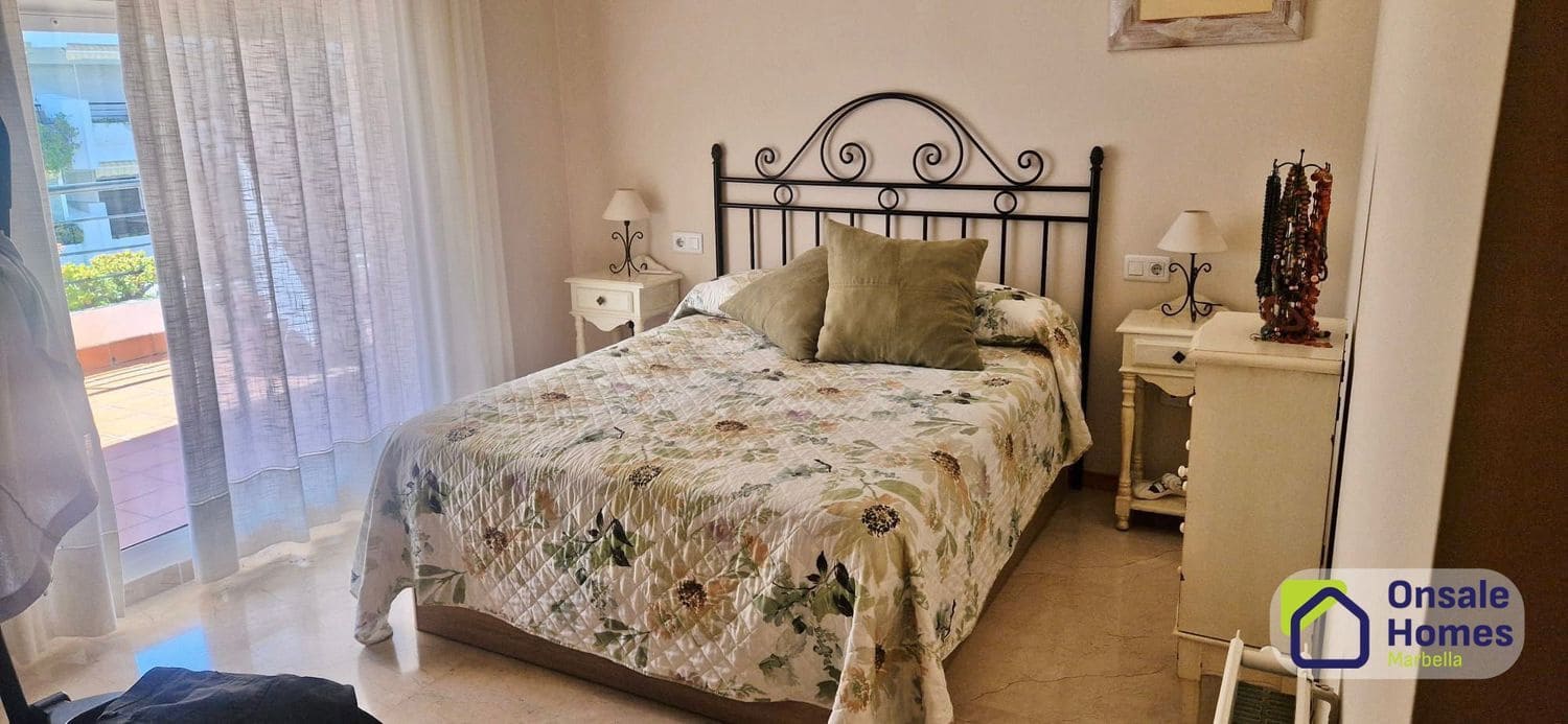 3 slaapkamer Appartement te koop in San Pedro de Alcantara met zwembad garage - € 577.500 (Ref: 9735006)