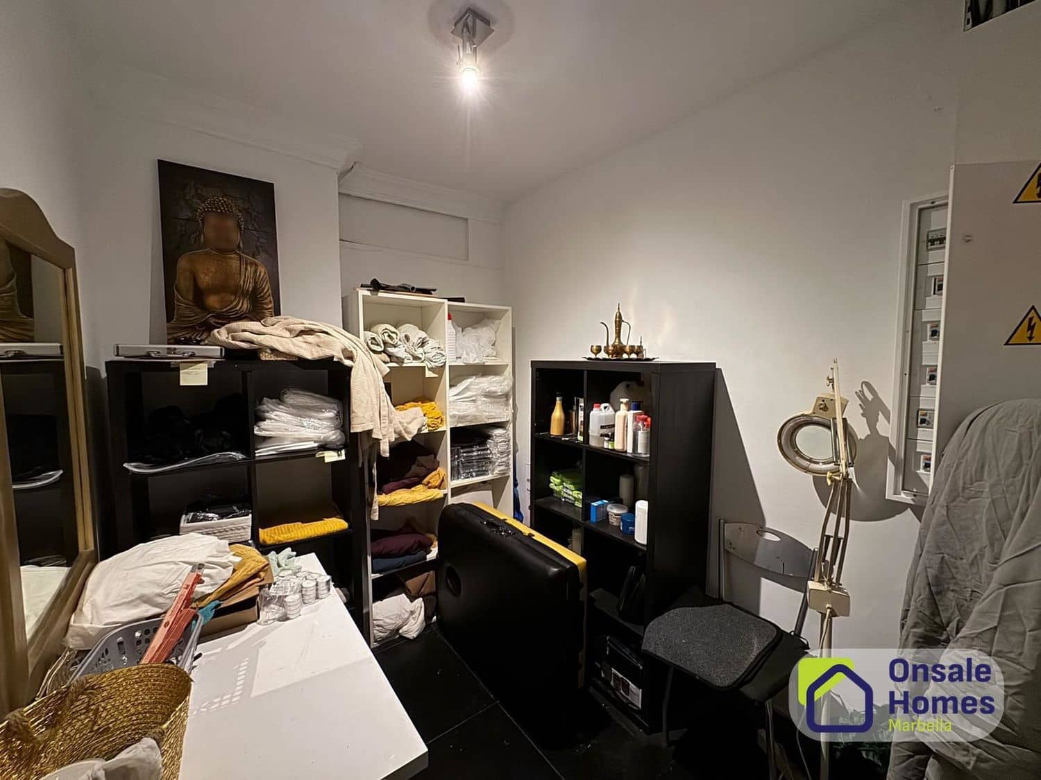 Commercial for rent in Marbella - € 2,500 (Ref: 9737890)