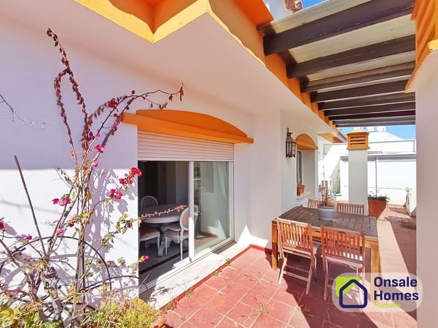 2 makuuhuone Huoneisto myytävänä paikassa La Dama de Noche - La Alzambra, Marbella mukana uima-altaan 
autotalli - 499 000 € (Ref: 9751435)