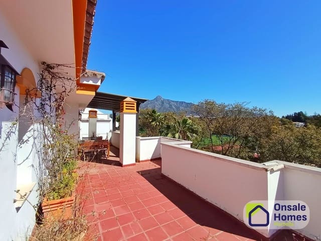 2 makuuhuone Huoneisto myytävänä paikassa La Dama de Noche - La Alzambra, Marbella mukana uima-altaan 
autotalli - 499 000 € (Ref: 9751435)