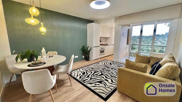 1 makuuhuone Huoneisto myytävänä paikassa Aloha Golf, Marbella mukana uima-altaan 
autotalli - 329 000 € (Ref: 9755038)