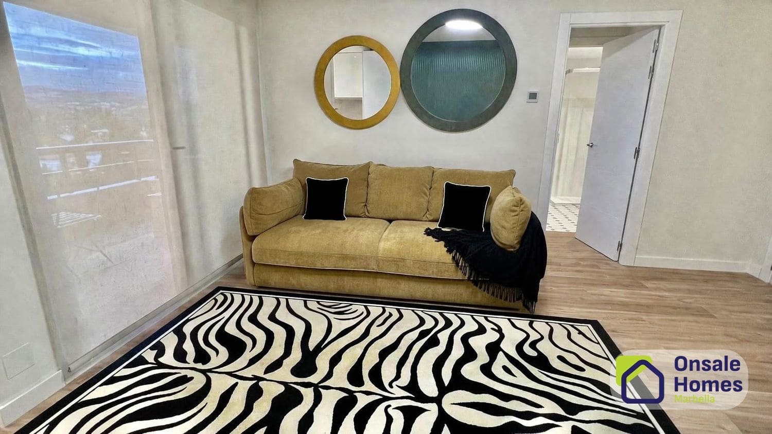 1 chambre Appartement à vendre à Aloha Golf avec piscine garage - 329 000 € (Ref: 9755038)