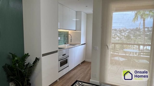 1 sypialnia Apartament na sprzedaż w Aloha Golf, Marbella z basenem garażem - 329 000 € (Ref: 9755038)