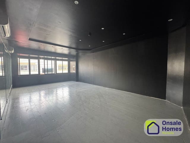 Commerciale da affittare in Los Naranjos, Marbella - 3.800 € (Rif: 9758323)