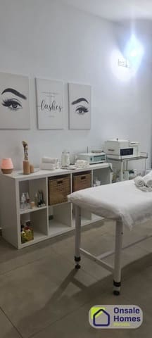 Commercial for rent in Los Jardines de Marbella - La Ermita, Marbella - € 1,400 (Ref: 9779967)