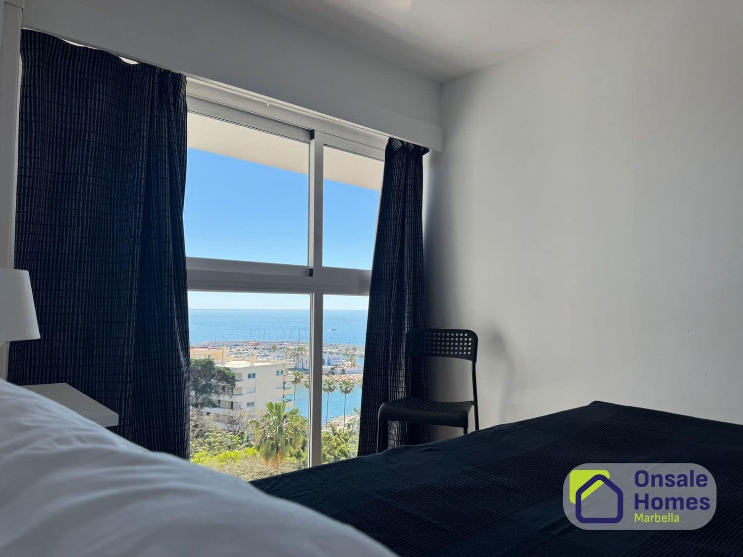 2 soverom Leilighet til leie i Marbella med svømmebasseng garasje - € 1 400 (Ref: 9788073)