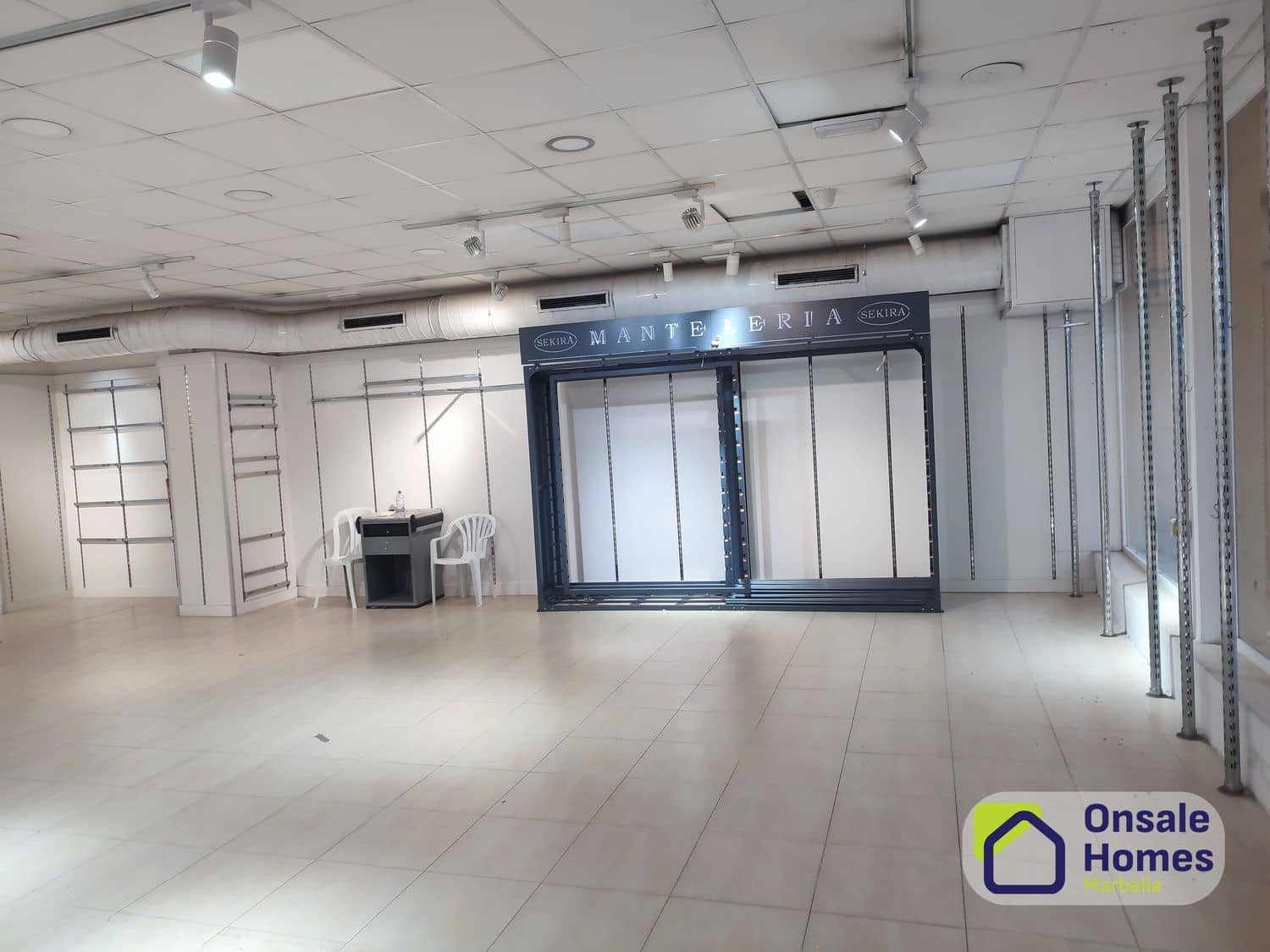 Commercial for sale in Marbella - € 2,900,000 (Ref: 9790046)