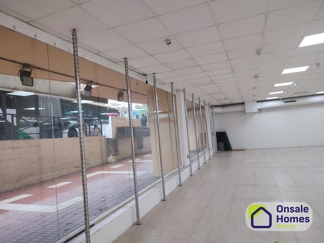 Local Commercial à vendre à Playa Bajadilla - Puertos, Marbella - 2 900 000 € (Ref: 9790046)