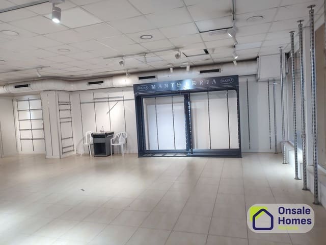 Local Commercial à vendre à Playa Bajadilla - Puertos, Marbella - 2 900 000 € (Ref: 9790046)