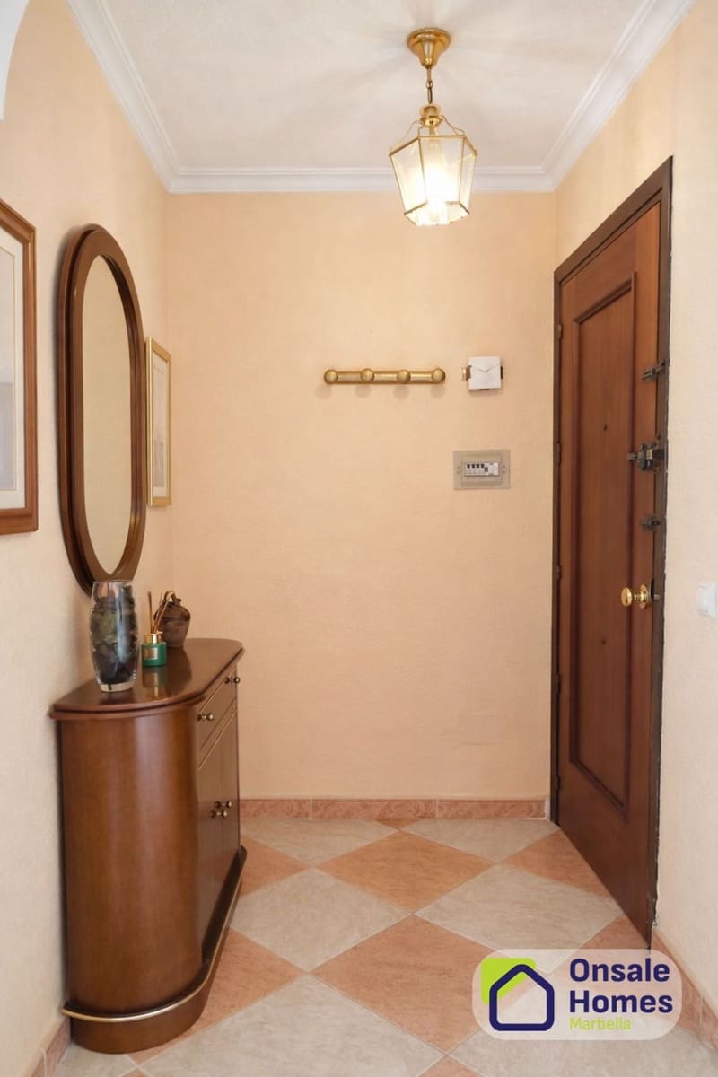 3 soverom Leilighet til salgs i Marbella med garasje - € 344 500 (Ref: 9790047)