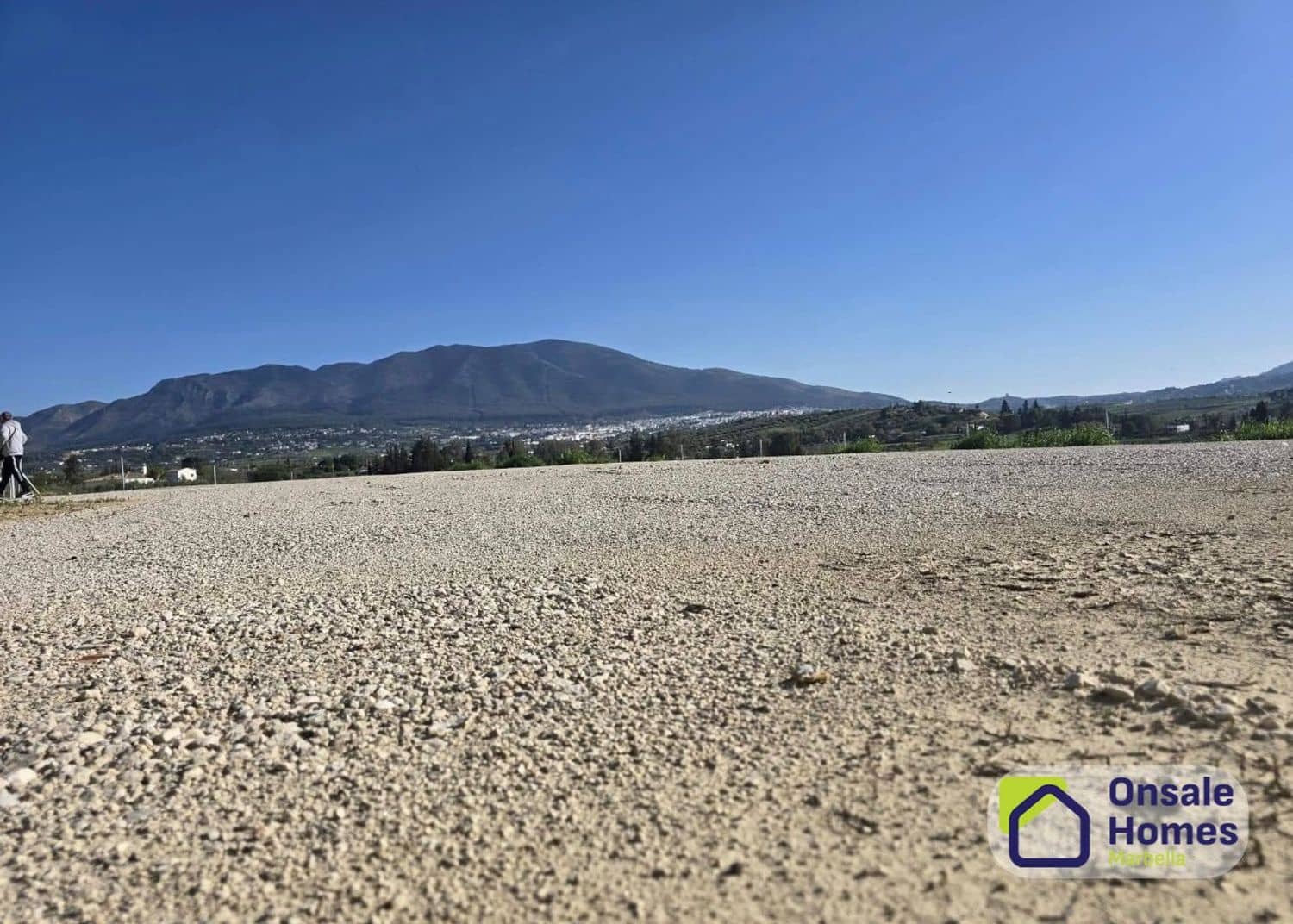 Rakentamaton maa myytävänä paikassa Alhaurin el Grande - 80 000 € (Ref: 9790048)