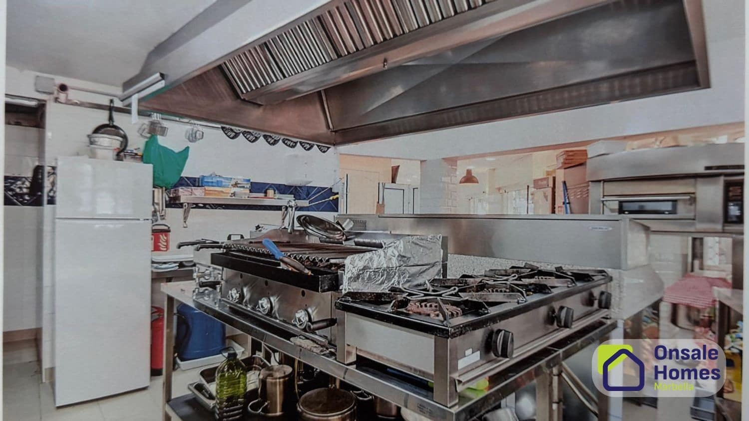 Erhverv til leje i Marbella - € 2.200 (Ref: 9793849)