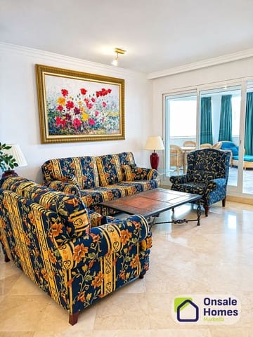 3 bedroom Apartment for sale in Puerto Banus, Marbella with pool garage - € 1,200,000 (Ref: 9795942)