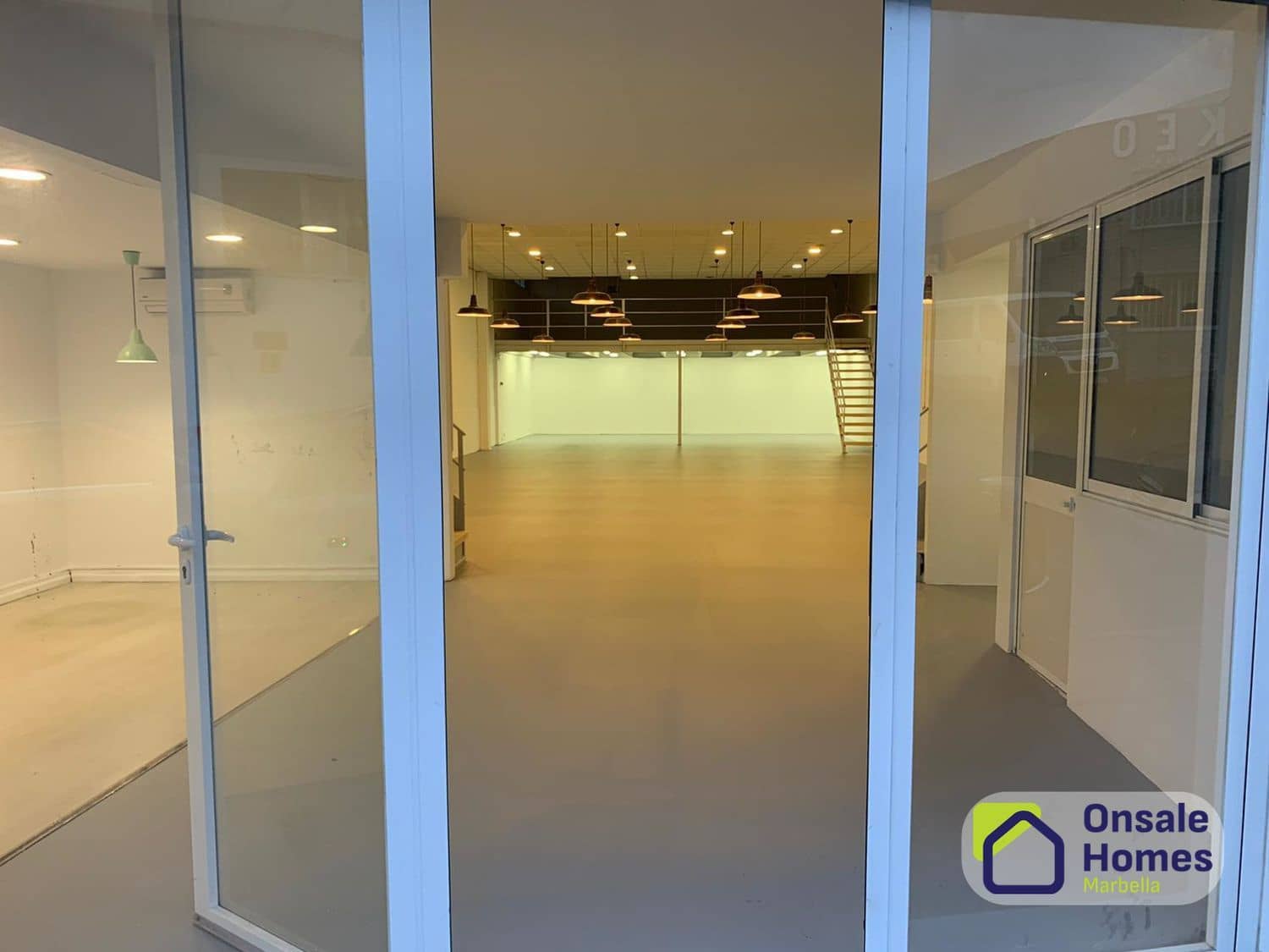 Local Comercial en Marbella en alquiler - 4.200 € (Ref: 9806039)