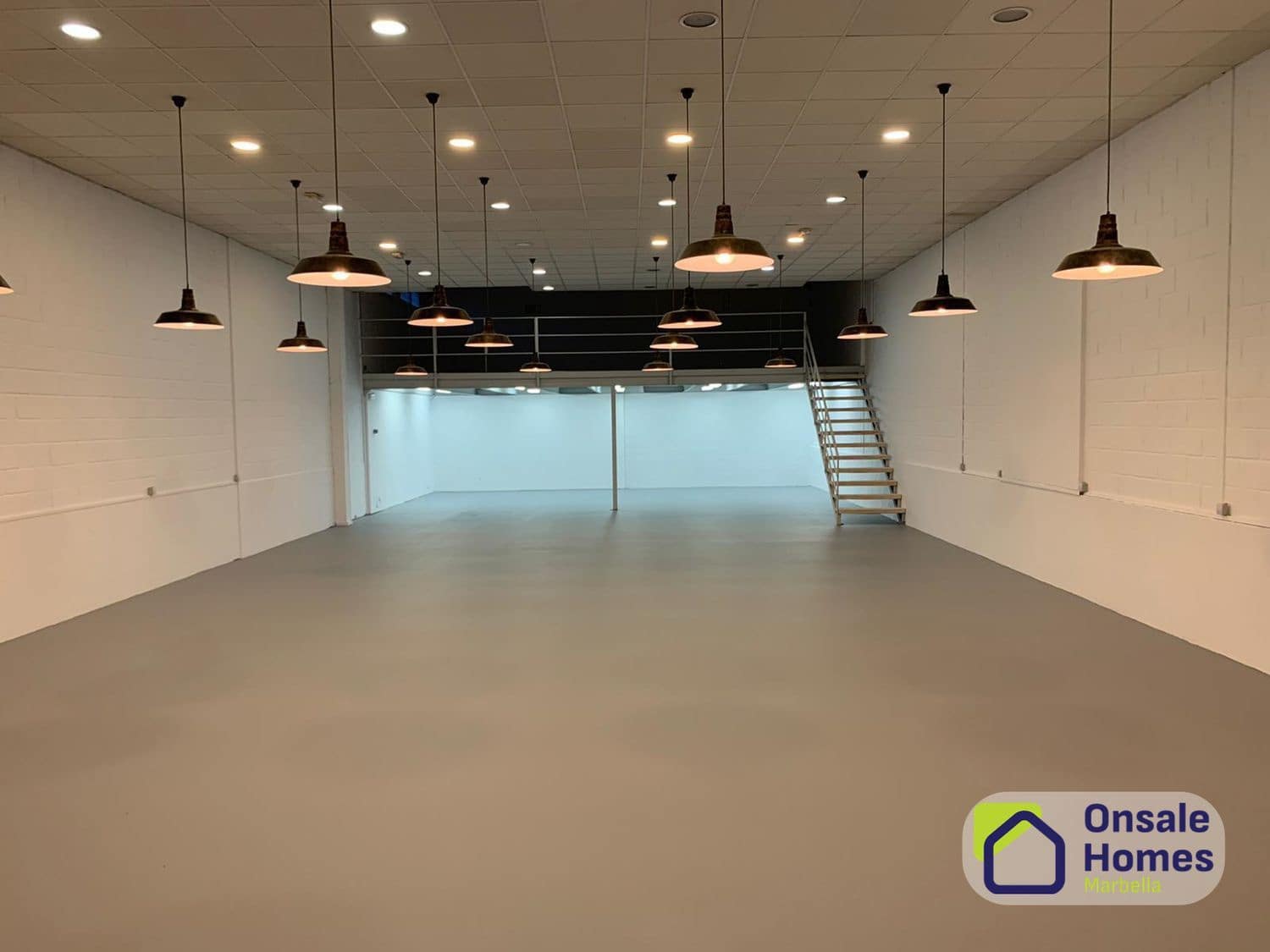 Local Comercial en Marbella en alquiler - 4.200 € (Ref: 9806039)