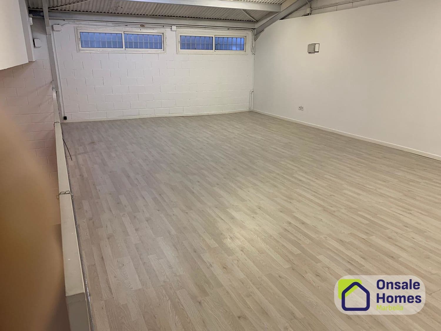 Local Comercial en Marbella en alquiler - 4.200 € (Ref: 9806039)