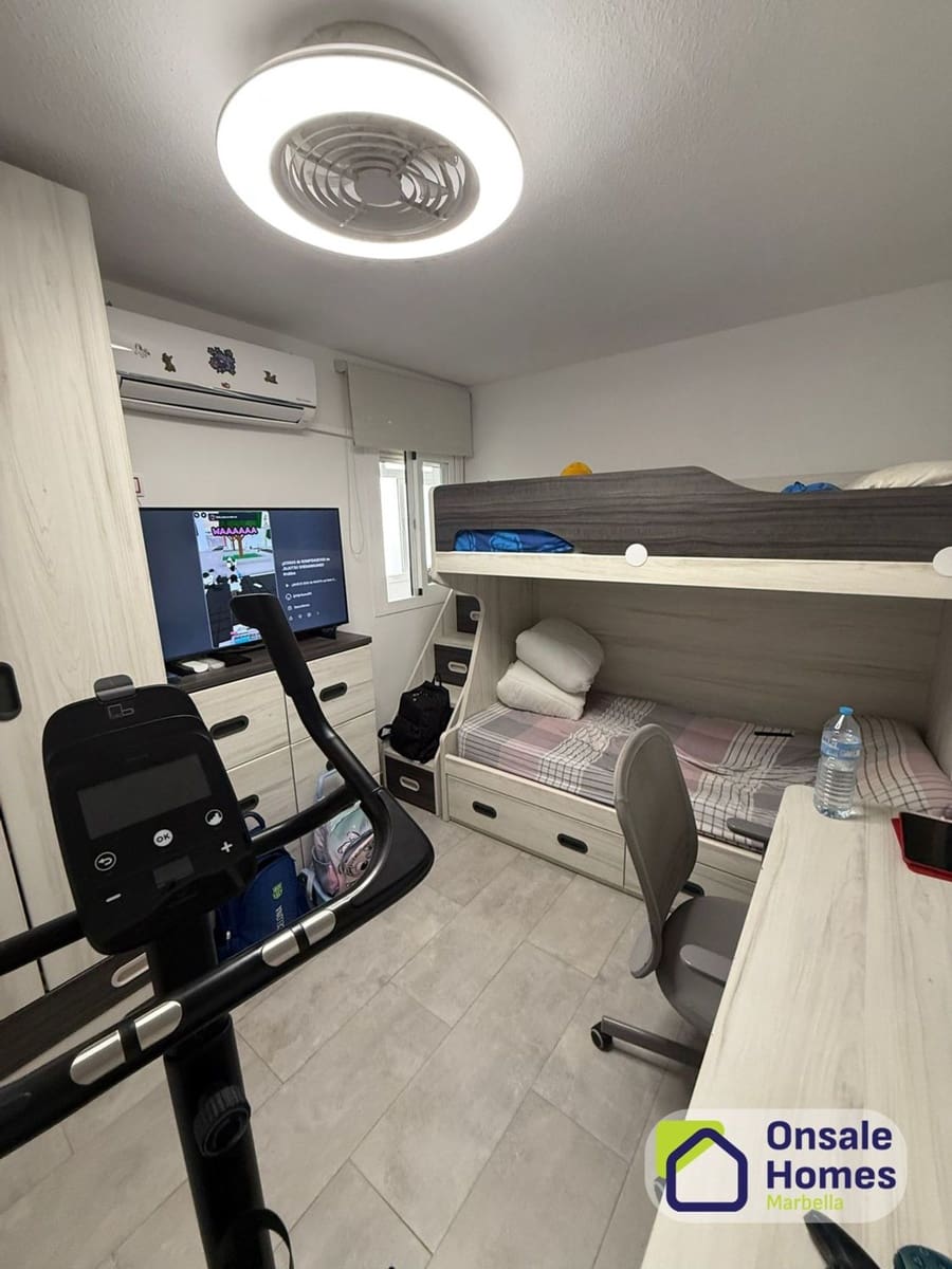 3 sovrum Lägenhet till salu i Marbella med garage - 350 000 € (Ref: 9806041)