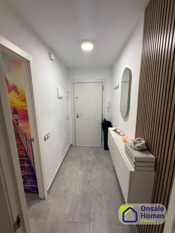 3 sovrum Lägenhet till salu i Divina Pastora, Marbella med garage - 350 000 € (Ref: 9806041)