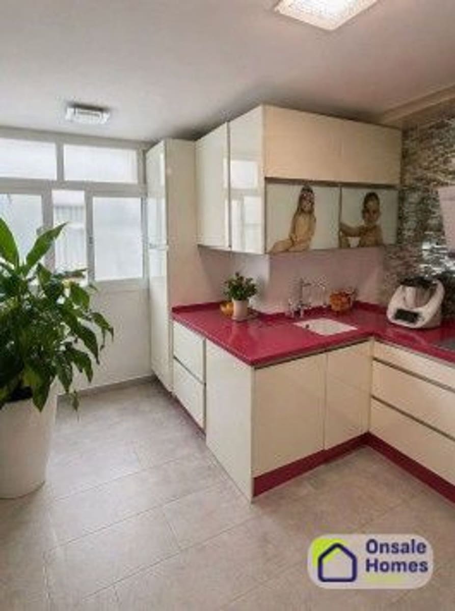 3 sovrum Lägenhet till salu i Marbella med garage - 350 000 € (Ref: 9806041)