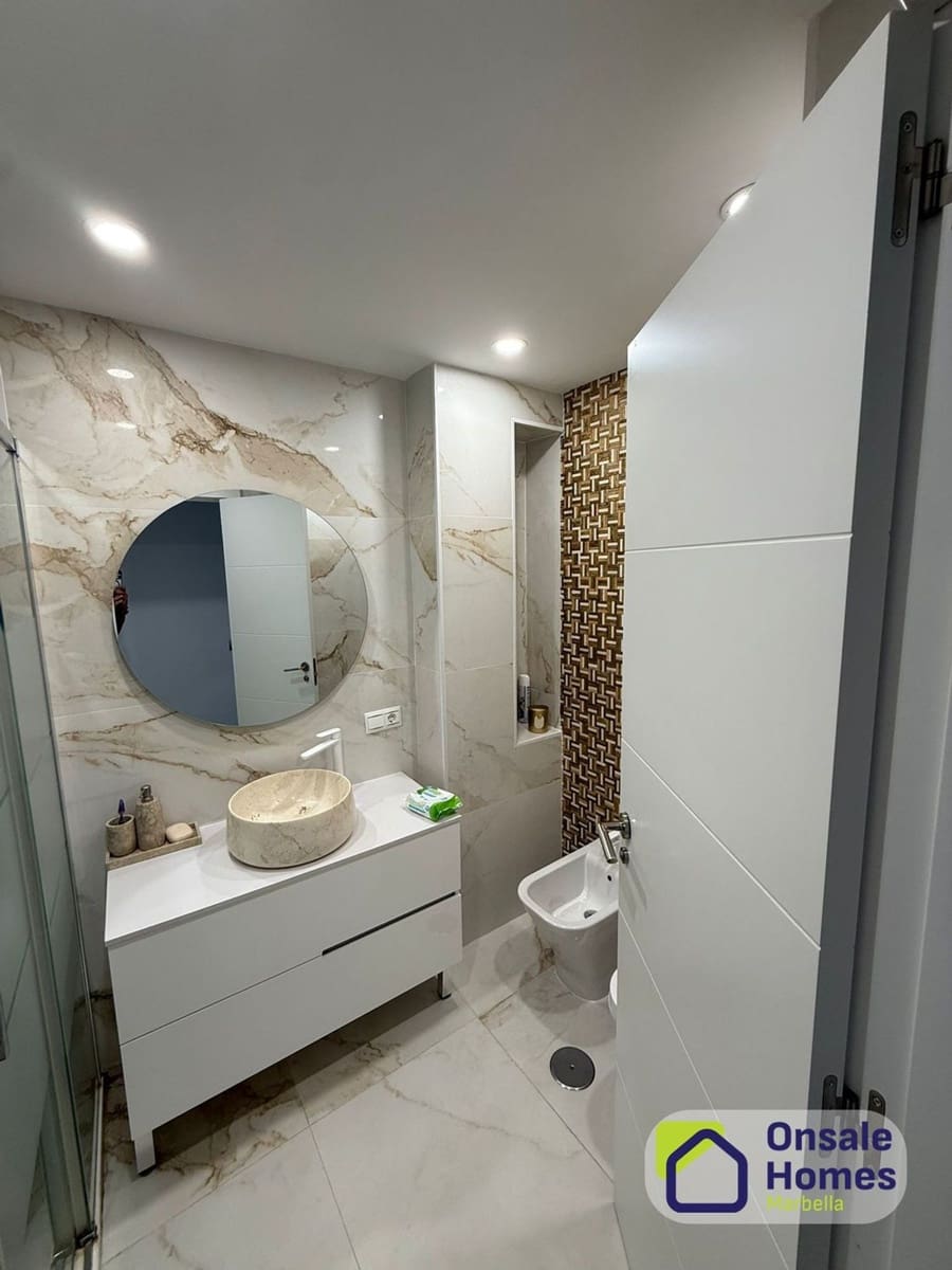 3 sovrum Lägenhet till salu i Marbella med garage - 350 000 € (Ref: 9806041)