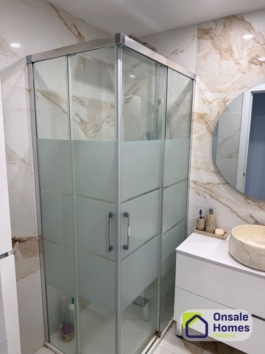 3 sovrum Lägenhet till salu i Marbella med garage - 350 000 € (Ref: 9806041)