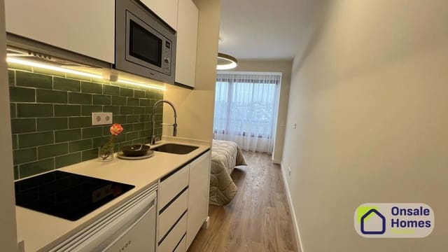 Apartamento en Aloha Golf, Marbella en venta con piscina garaje - 195.000 € (Ref: 9807525)