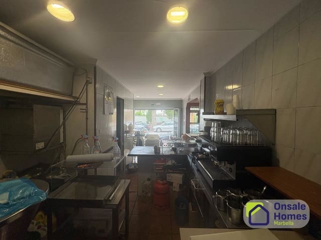Local Comercial en Zona Miraflores, Marbella en venta - 200.000 € (Ref: 9810885)