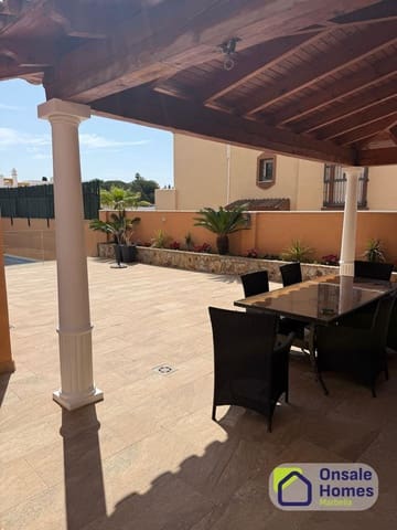 4 makuuhuone Omakotitalo vuokrattavana paikassa Bello Horizonte - Lindasol, Marbella mukana uima-altaan 
autotalli - 20 000 € (Ref: 9815468)