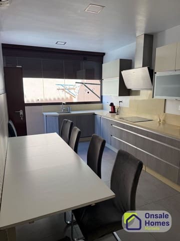4 makuuhuone Omakotitalo vuokrattavana paikassa Bello Horizonte - Lindasol, Marbella mukana uima-altaan 
autotalli - 20 000 € (Ref: 9815468)