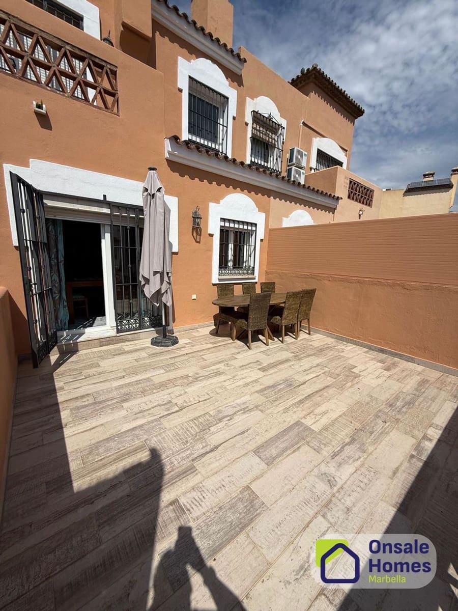 4 makuuhuone Omakotitalo vuokrattavana paikassa Marbella mukana uima-altaan 
autotalli - 20 000 € (Ref: 9815468)