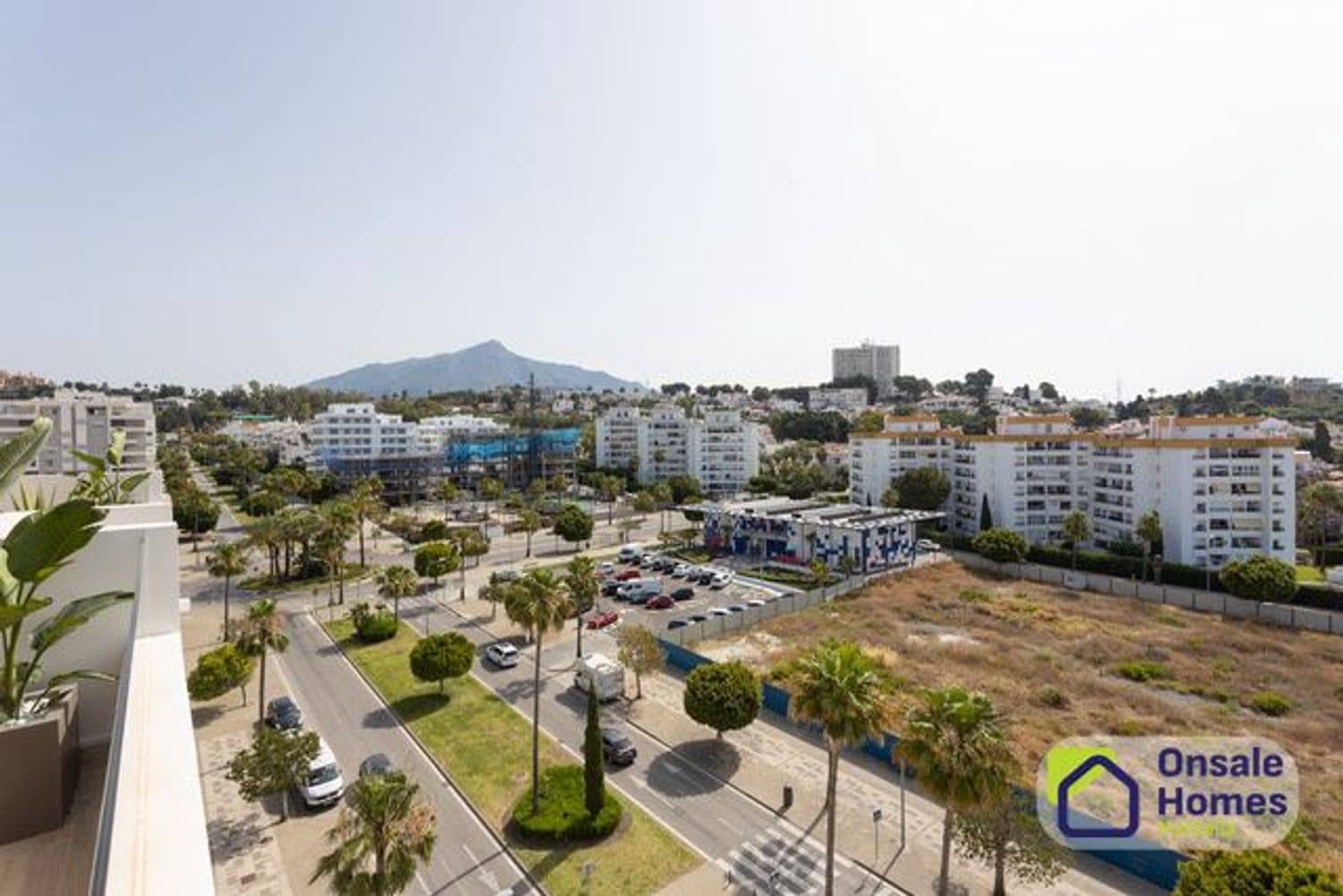 4 makuuhuone Huoneisto vuokrattavana paikassa Nueva Andalucia mukana uima-altaan 
autotalli - 5 000 € (Ref: 9816808)