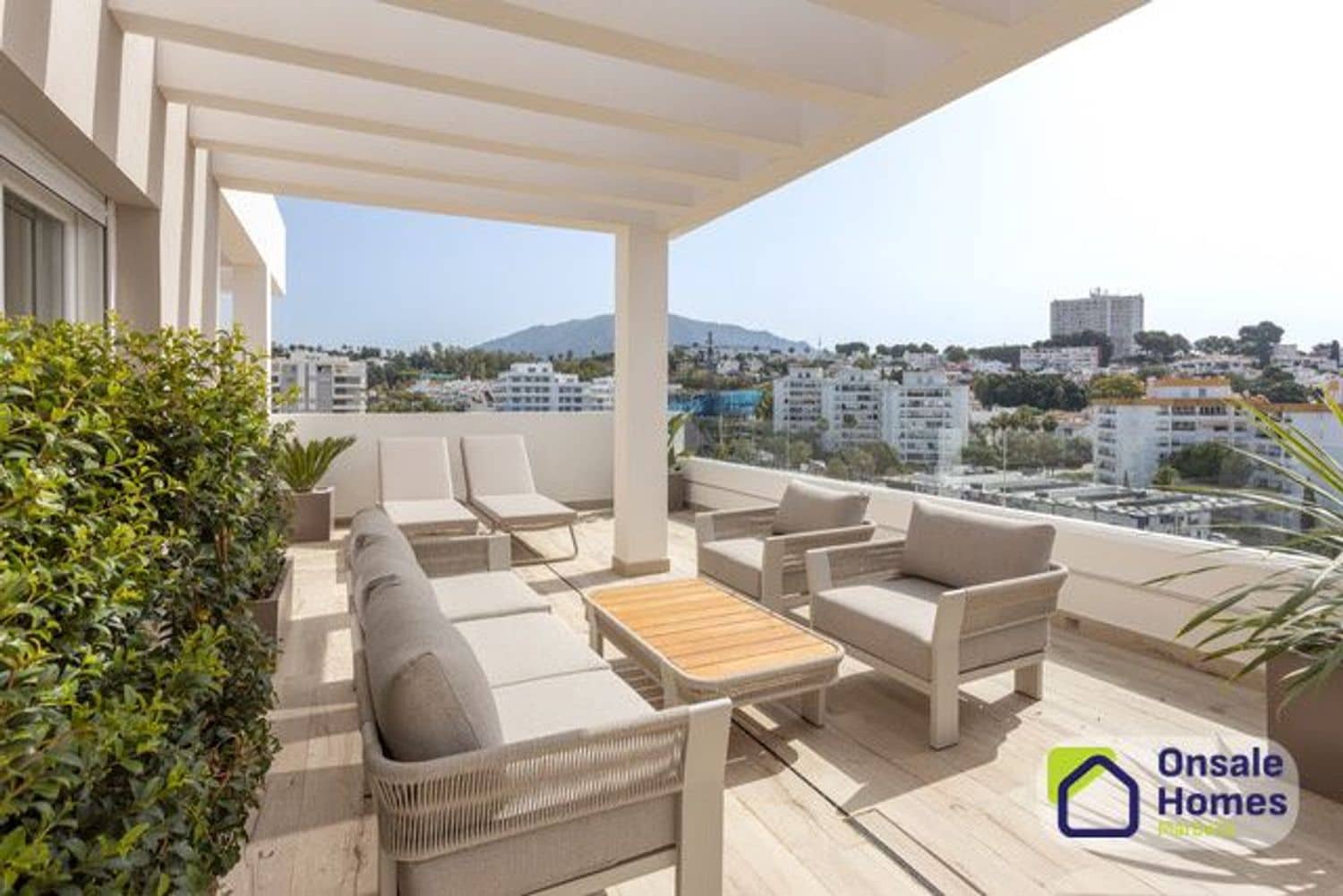 4 makuuhuone Huoneisto vuokrattavana paikassa Nueva Andalucia mukana uima-altaan 
autotalli - 5 000 € (Ref: 9816808)