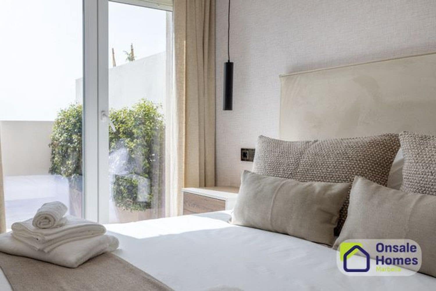 4 camera da letto Appartamento in vendita in Nueva Andalucia con piscina garage - 1.690.000 € (Rif: 9821977)