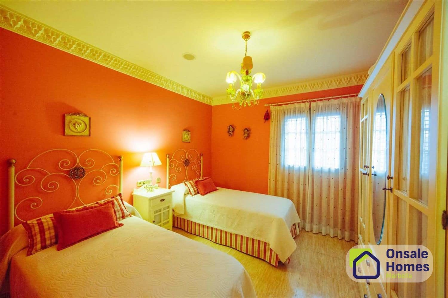 3 bedroom Villa for sale in Mijas with pool garage - € 899,000 (Ref: 9828242)