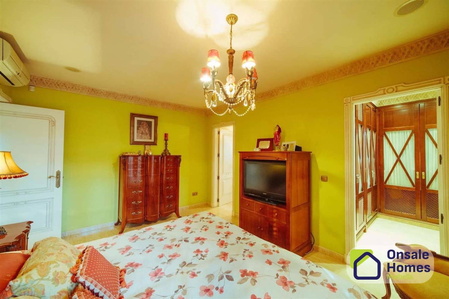 3 bedroom Villa for sale in Mijas with pool garage - € 899,000 (Ref: 9828242)